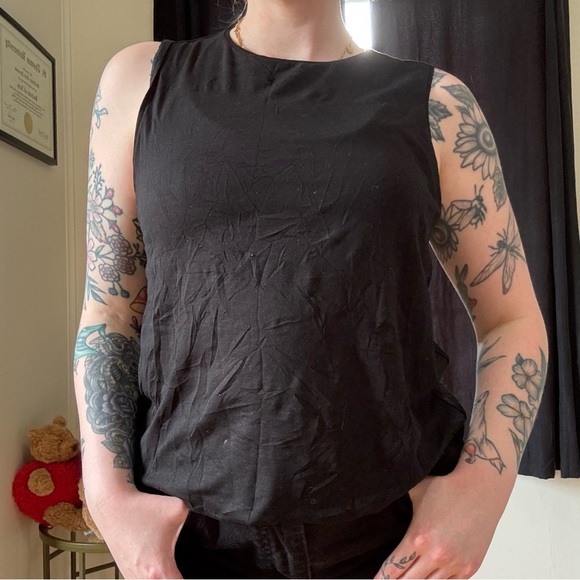 Eileen Fisher Casual & Flowy Scoop Neck Tank Top - Picture 2 of 6